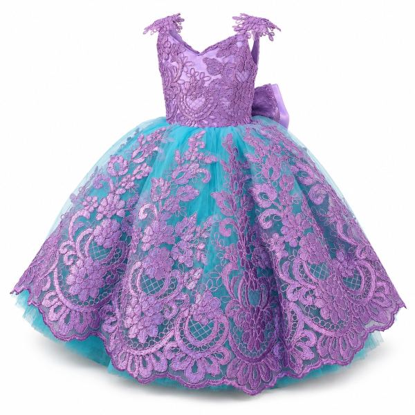 Vestido de niña con encaje lila bordado sobre falda amplia de tul turquesa y corpiño con escote en V